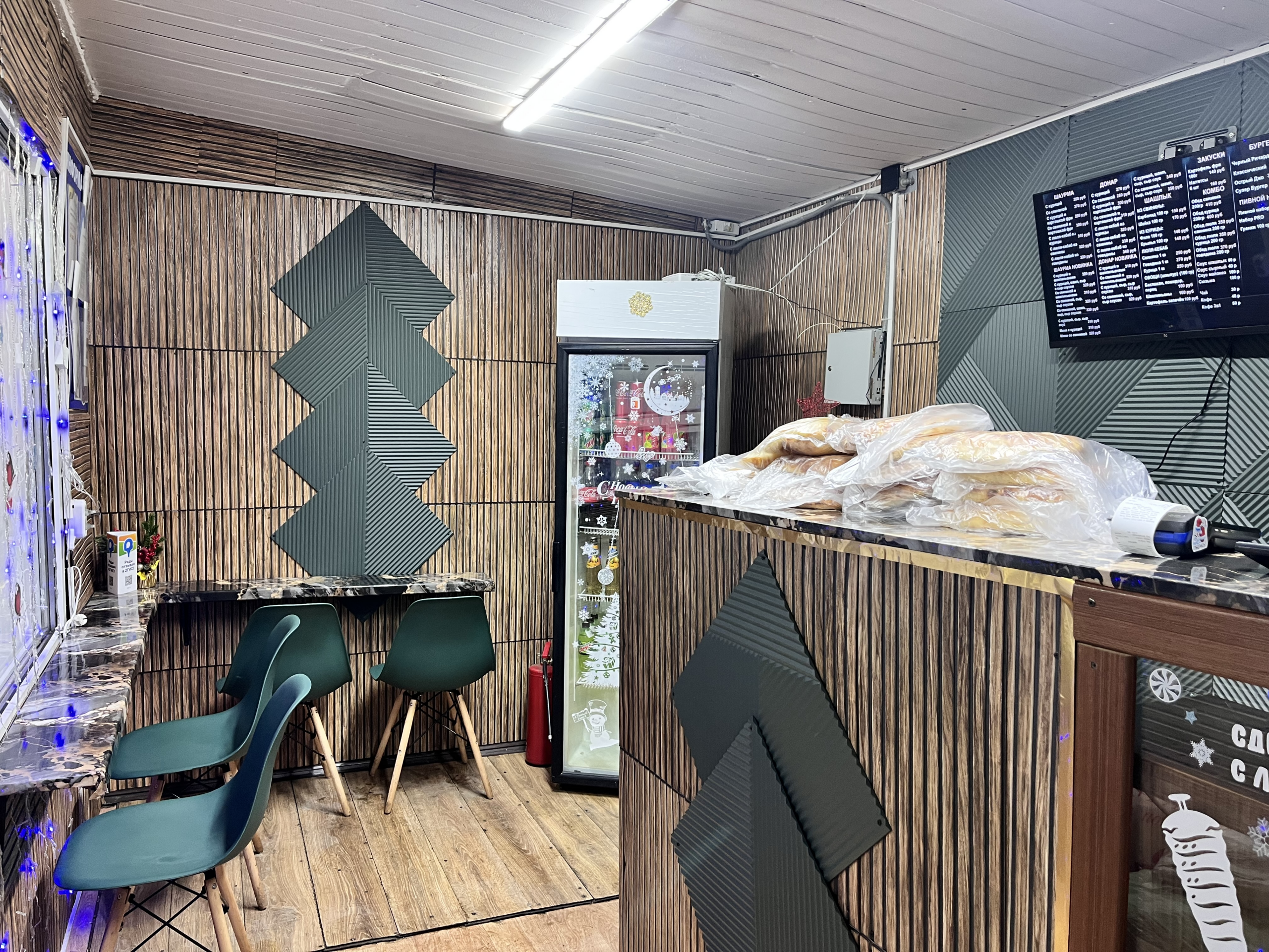 фото снаружи ER17 {{brizy_dc_image_alt imageSrc=